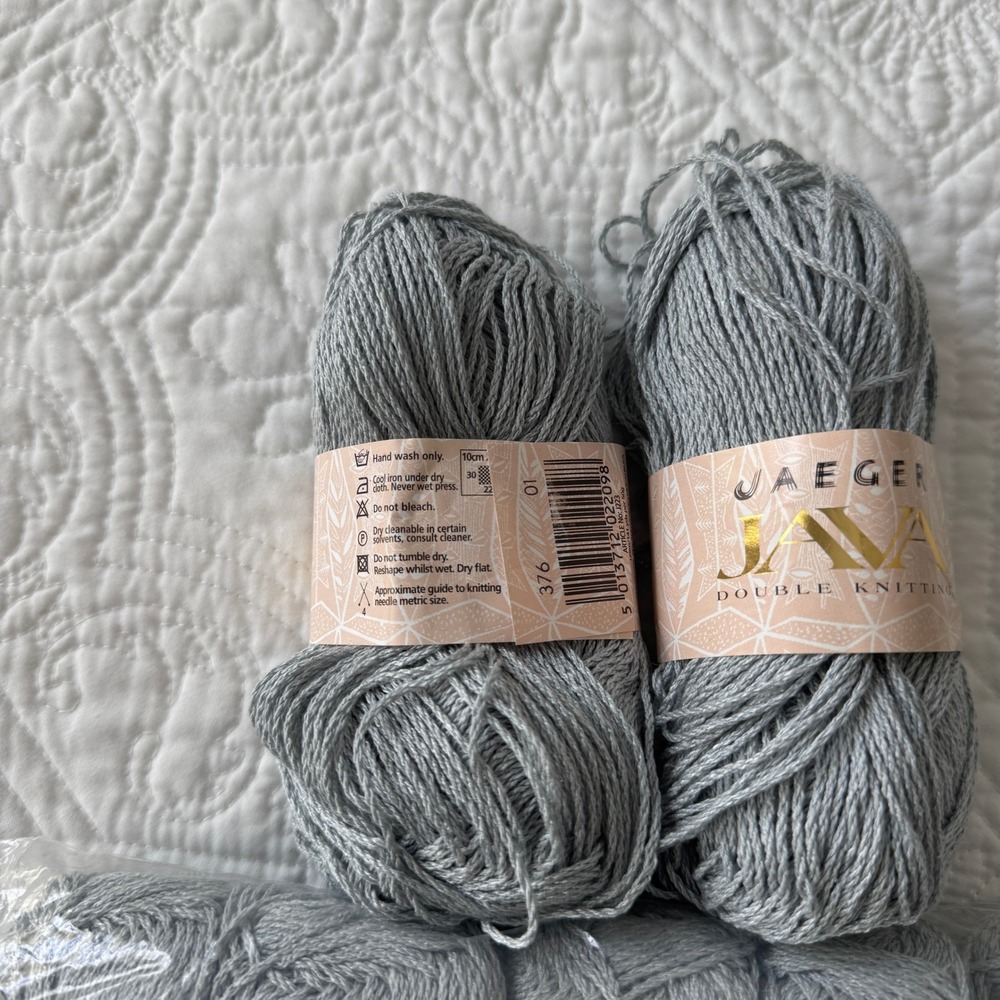 Jaeger Java Double Knitting Yarn Silver Shade 376 Lot 01 Silk Blend 12 Balls - Picture 5 of 6